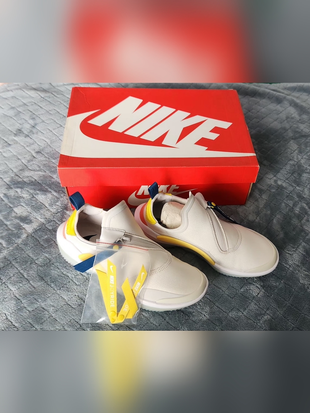 NIB Nike Joyride Optik Women's Slip-On Sneakers. 7.5. White W/ Yellow & Navy Blu